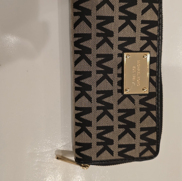 Wallet - Picture 8 of 8